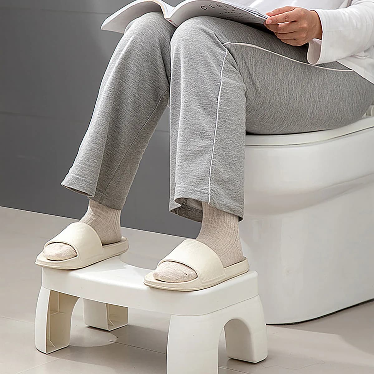 1pc Elderly chair step toilet foot walk wc stool Bathroom Toilet Wheel stool for toilets squat stool foldable chair,non-slip