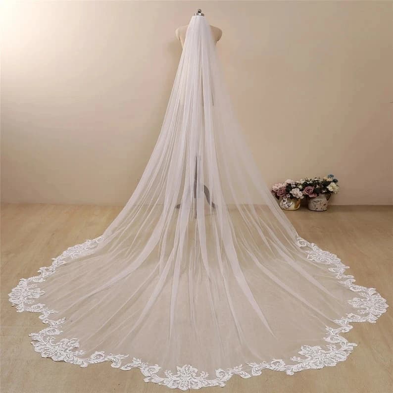 Elegant white Ivory cathedral wedding veil wave shaped lace Bridal veil 3m 4m 5m with Comb Wedding Accessories Customiz veil