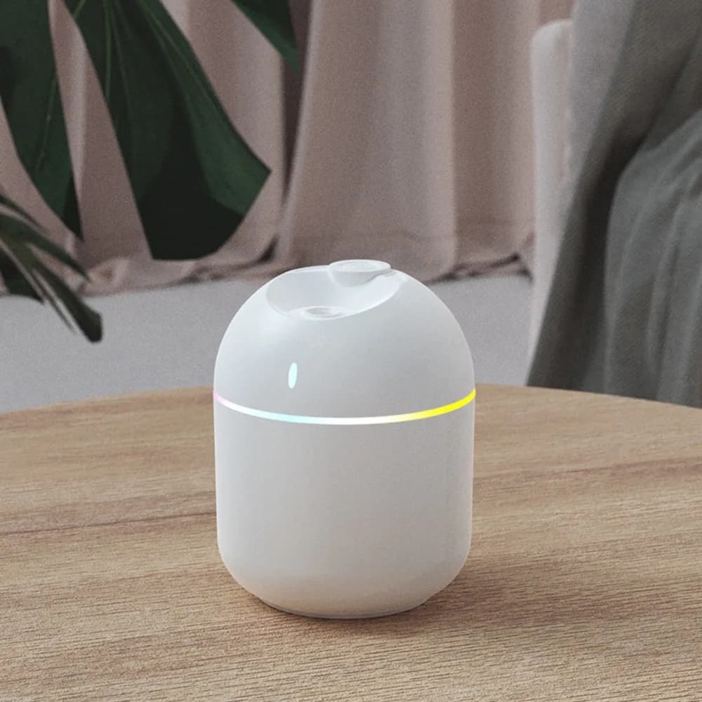 270ML USB Air Humidifier with Cool Mist Aroma Diffuser LED Night Light And Power-Off Protect Feature for Home And Office